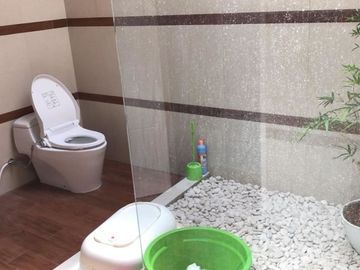 6 Bedroom House for sale