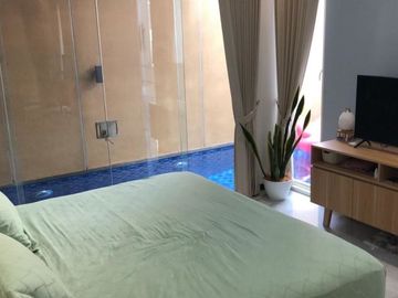 6 Bedroom House for sale