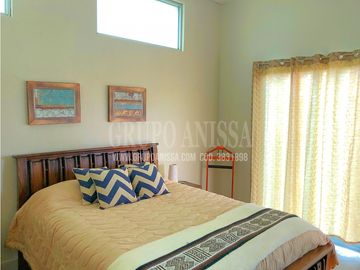 Se Vende Moderna y Amplia Casa en Altos del Maria