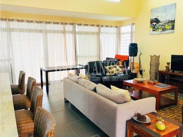 Se Vende Moderna y Amplia Casa en Altos del Maria