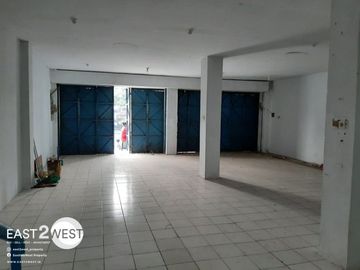 Disewakan Ruko Gandeng 2 Jalan Kiasnawi Kota Tangerang Murah Lokasi Pinggir Jalan Siap Pakai