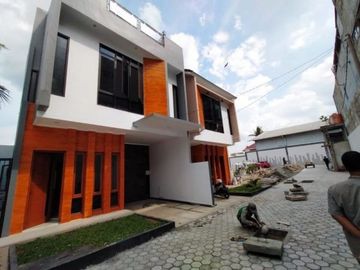 Rumah Baru Rp 1.5 Milyar, 2 Lnt, di Ciputat Timur, TangSel.