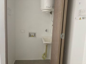 apartamento en venta en parcelaciones pance. Cod V107731