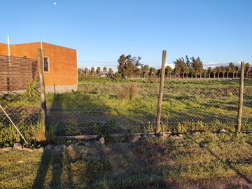 VENTA PARCELA CON CASA 6.300 M2 SECTOR EXCLUSIVO