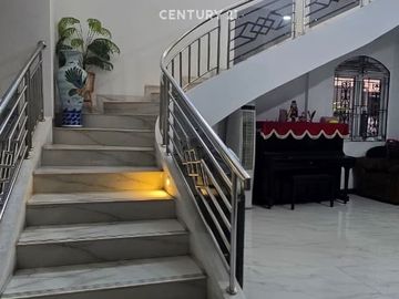 Dijual Rumah Mewah 2 Hux Di Kota Harapan Indah Bekasi