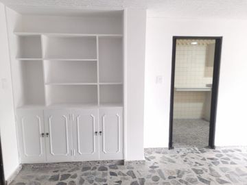 apartamento en venta en versalles. Cod V118210