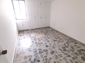 apartamento en venta en versalles. Cod V118210