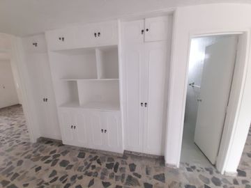 apartamento en venta en versalles. Cod V118210