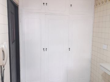 apartamento en venta en versalles. Cod V118210