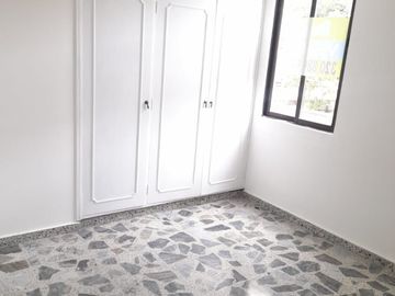 apartamento en venta en versalles. Cod V118210