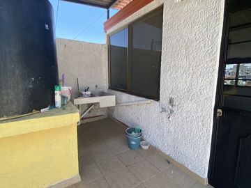CASA RESIDENCIAL CANTERAS