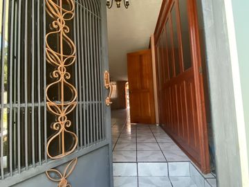 CASA RESIDENCIAL CANTERAS
