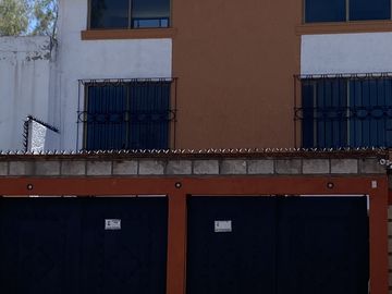 CASA RESIDENCIAL CANTERAS