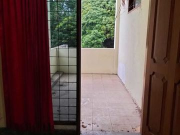 BU CEPAT rumah BESAR dijual di gegerkalong bandung