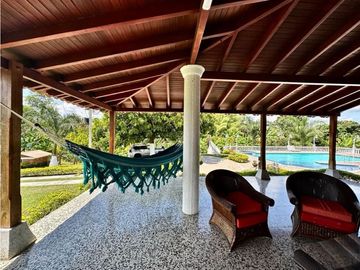 Finca turística en Venta sector Alcalá (6 cuadras)