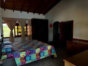 Finca turística en Venta sector Alcalá (6 cuadras)