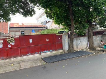 Gudang Strategis Di Kebayoran Lama Jakarta Selatan LT 890m