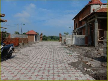 Rumah Klasik Pesan Bangun Area Prambanan Bisa KPR DP RINGAN!