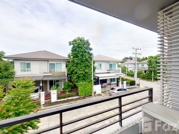 4 Bedroom House for sale at Siwalee Meechok