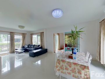 4 Bedroom House for sale at Siwalee Meechok