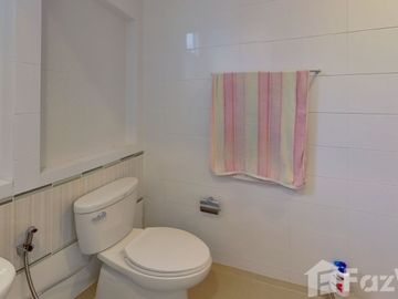 4 Bedroom House for sale at Siwalee Meechok