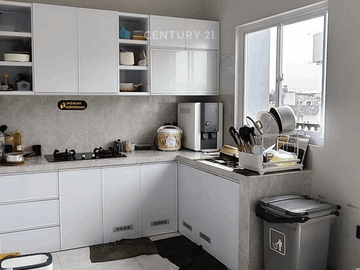 Dijual Kost Exclusive Baru 45 KT Full Terisi Di Grogol Jakarta B