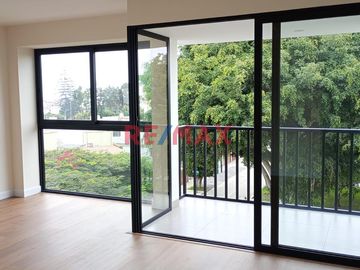 Lindos departamentos en preventa, con excelente ubicación en la Urb. Los Rosales. con hermosa vista a parque.
Financiado por el BCP.
ENTREGA MAYO 20