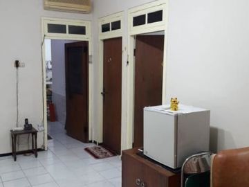 Rumah Babatan Pantai Hadap Selatan
