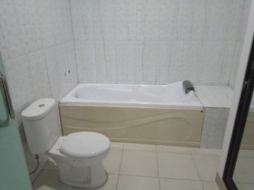 Rumah SIAP HUNI SEMI FURNISH EKSKLUSIF di Kudus