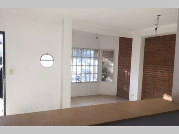 Departamento Triplex en Venta en Caballito, 4 ambientes 4 baños 150 m2 + balcón, patio, terraza, parrilla, 2 cocheras – Galicia 1900