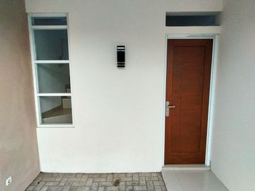 Rumah New Minimalis 2 lantai ke UNPAD Jatinangor 7 mnt Harga 900 juta-an, Bonus Canopy dan AC.