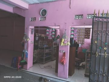 Rumah mewah, luas , strategis bonus tempat usaha di Bekasi timur.