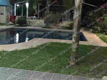 QUINTA EN BUSTAMATE