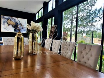 CASA EN VENTA León,Gto; EL BOSQUE, CAMPO DE GOLF, UN PISO, 4 RECAMARAS, ALBERCA.