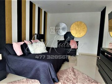 CASA EN VENTA León,Gto; EL BOSQUE, CAMPO DE GOLF, UN PISO, 4 RECAMARAS, ALBERCA.