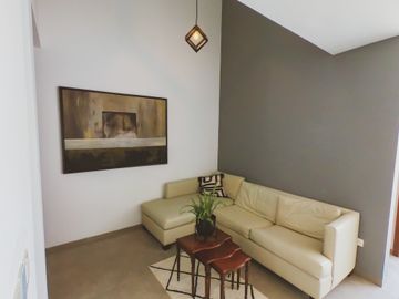 EXCLUSIVO TOWNHOUSE INTELIGENTE TOTALMENTE EQUIPADO DE 2 HABITACIONES EN CHOLUL