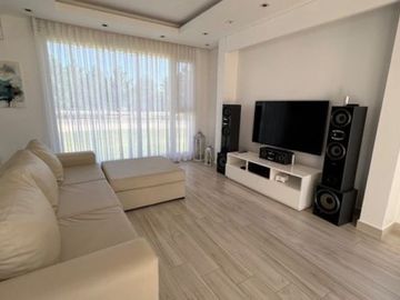 vendo casa en Pinamar barrio La Herradura