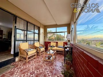 Casa en venta de 3 dorm. en Villa Alemana