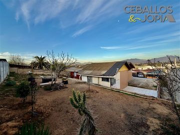 Casa en venta de 3 dorm. en Villa Alemana