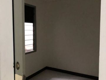 DISEWAKAN RUMAH POSISI HOOK (Cocok Untuk Kantor) DI JL.HANG LEKIR KEBAYORAN BARU JAKARTA SELATAN