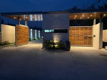 Hermosa Casa en Venta en Fraccionamiento Misión Eco, Jiutepec, Morelos