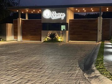 Hermosa Casa en Venta en Fraccionamiento Misión Eco, Jiutepec, Morelos