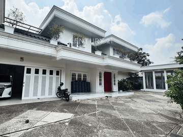 Dijual Rumah Jl Taman Wijaya Kusuma Cilandak