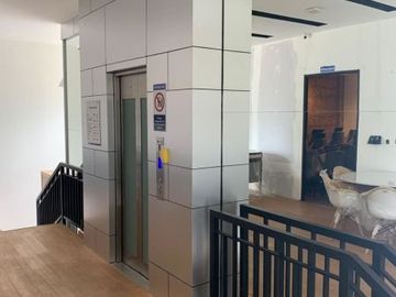 Dijual Gedung Kantor Tengah Kota Parkir Luas Ada Lif