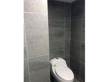 Dijual Gedung Kantor Tengah Kota Parkir Luas Ada Lif