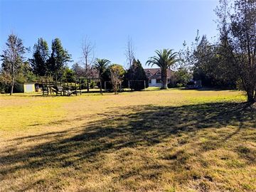 Casa Arquitecto Calera de Tango, sólida con parque 5200 m2