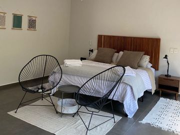 Casa con alberca privada, area de tv, en venta, Selvamar, Playa del carmen.
