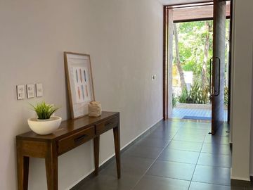 Casa con alberca privada, area de tv, en venta, Selvamar, Playa del carmen.