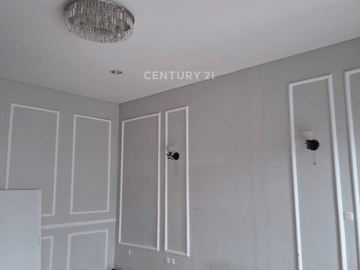 Rumah SHM 4KT Bisa KPR  Harga Nego Di Cluster Palm Spring JGC