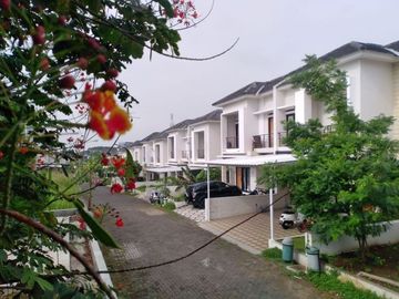 Hunian asri mewah sejuk semi villa di Kodya Dkt SMAN 24 Bandung